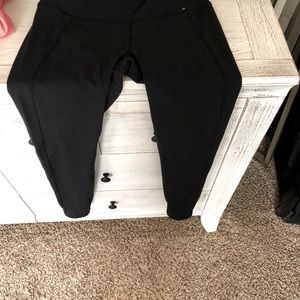 Calia by Carrie Underwood Black leggings size M